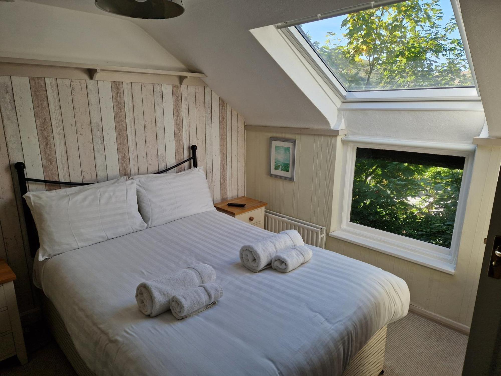 Durdle Door Hotel Лалуорт-Ков Экстерьер фото