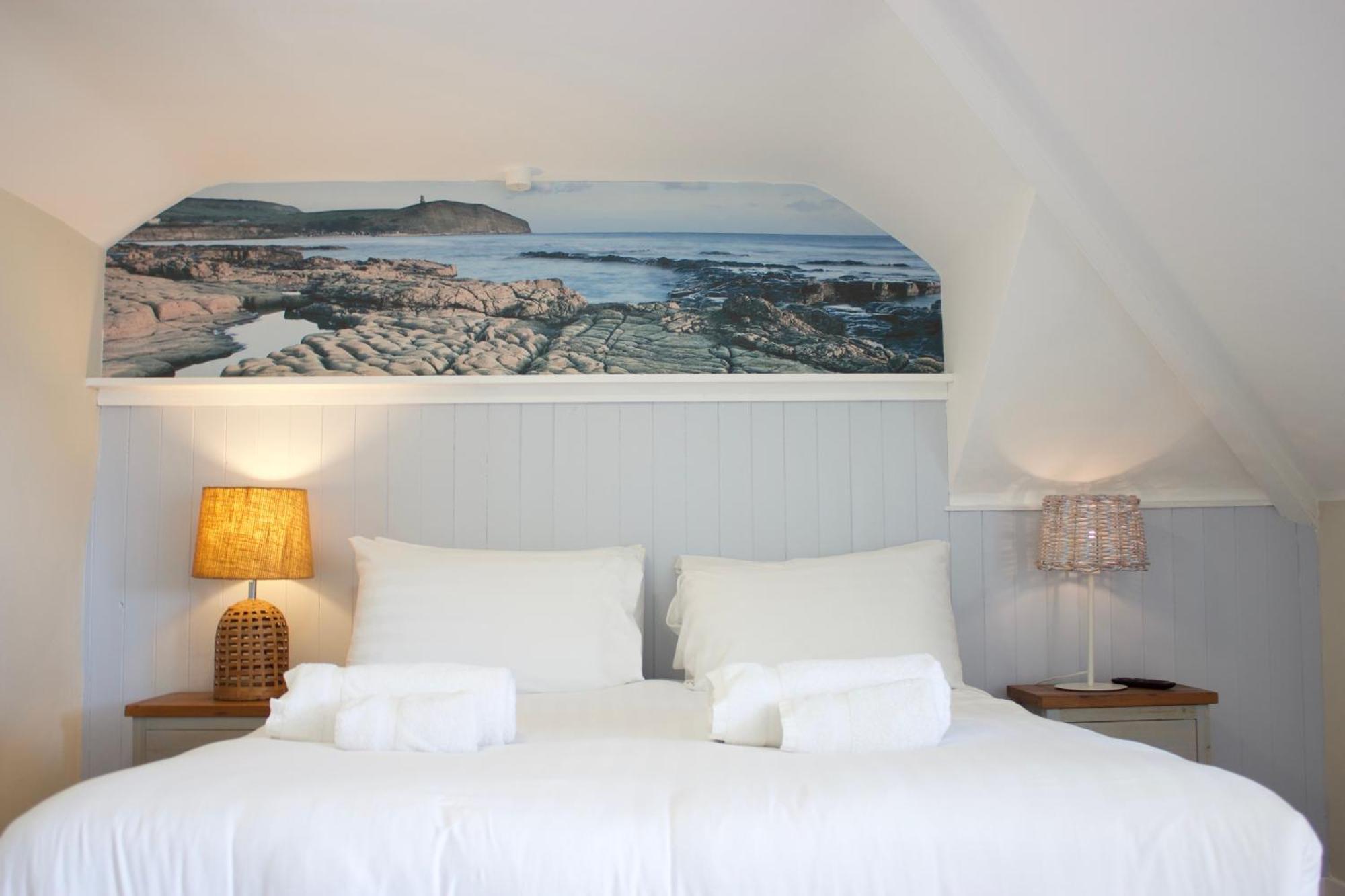 Durdle Door Hotel Лалуорт-Ков Экстерьер фото