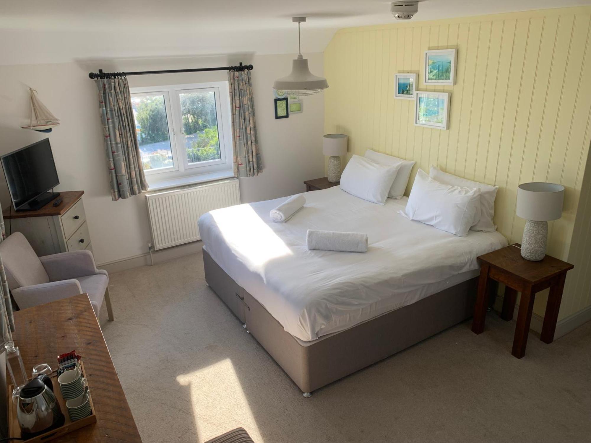 Durdle Door Hotel Лалуорт-Ков Экстерьер фото